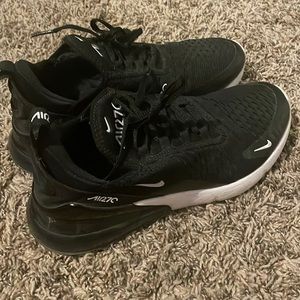 Nike Air Max 270